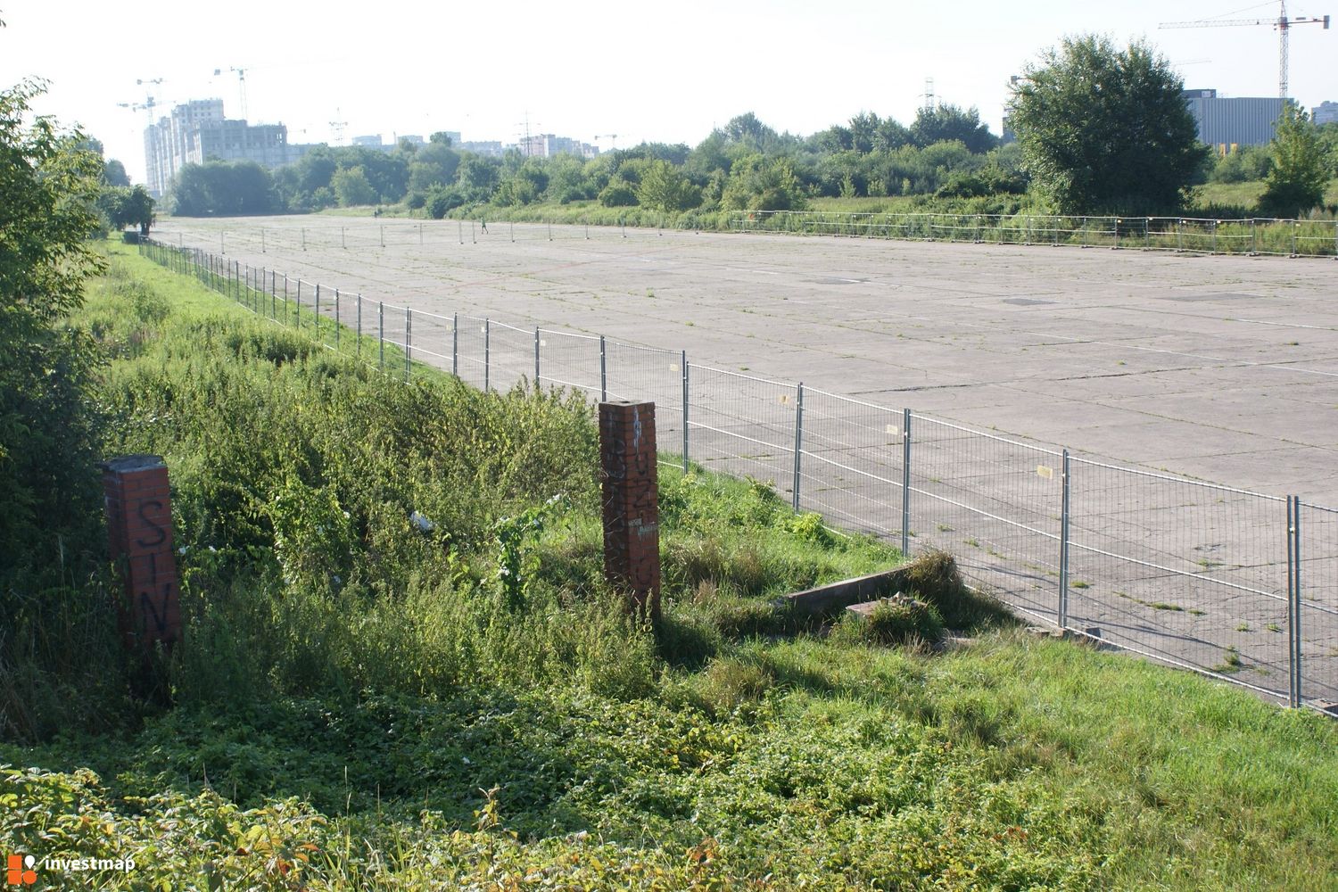 270693_1500x.jpg