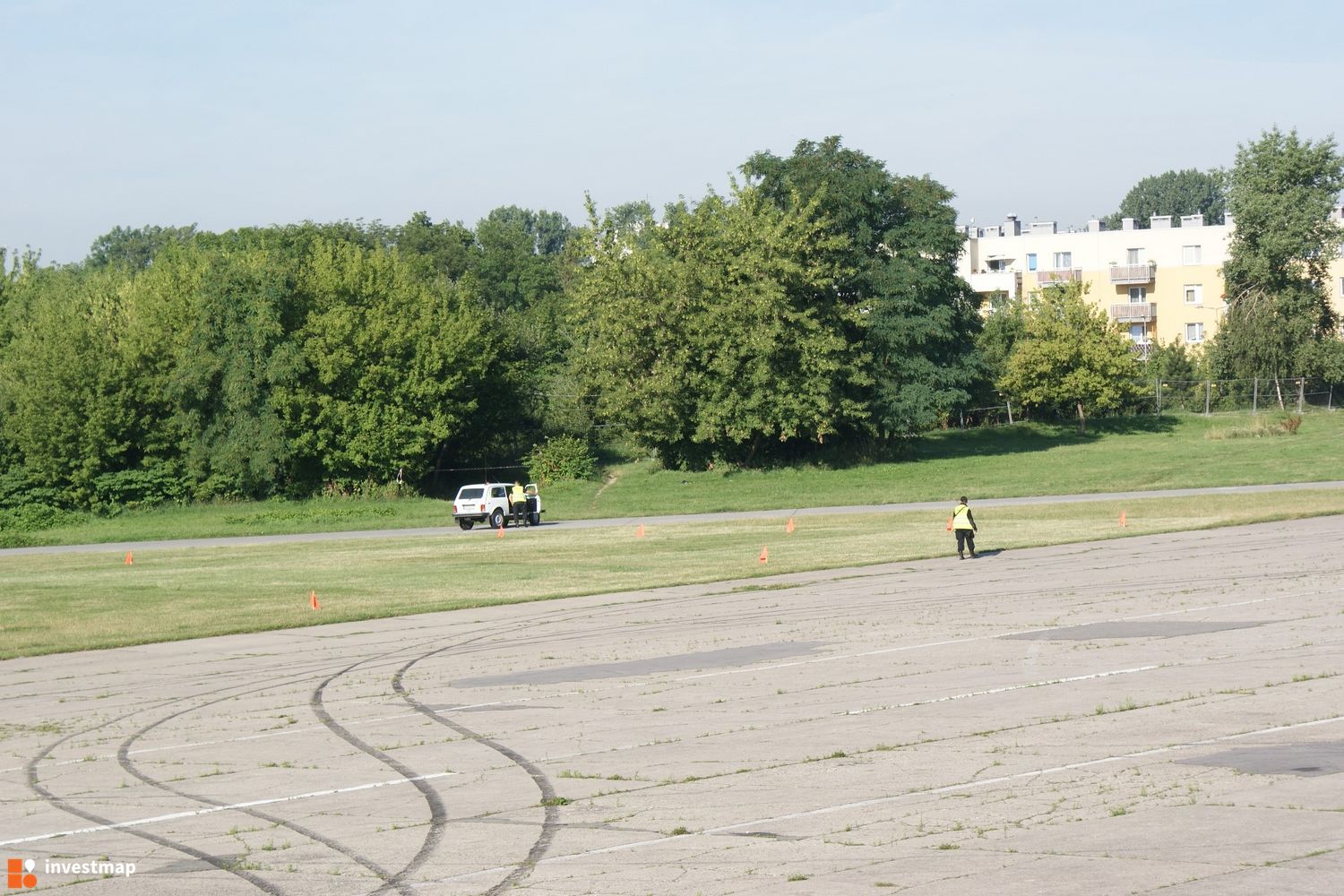 270704_1500x.jpg