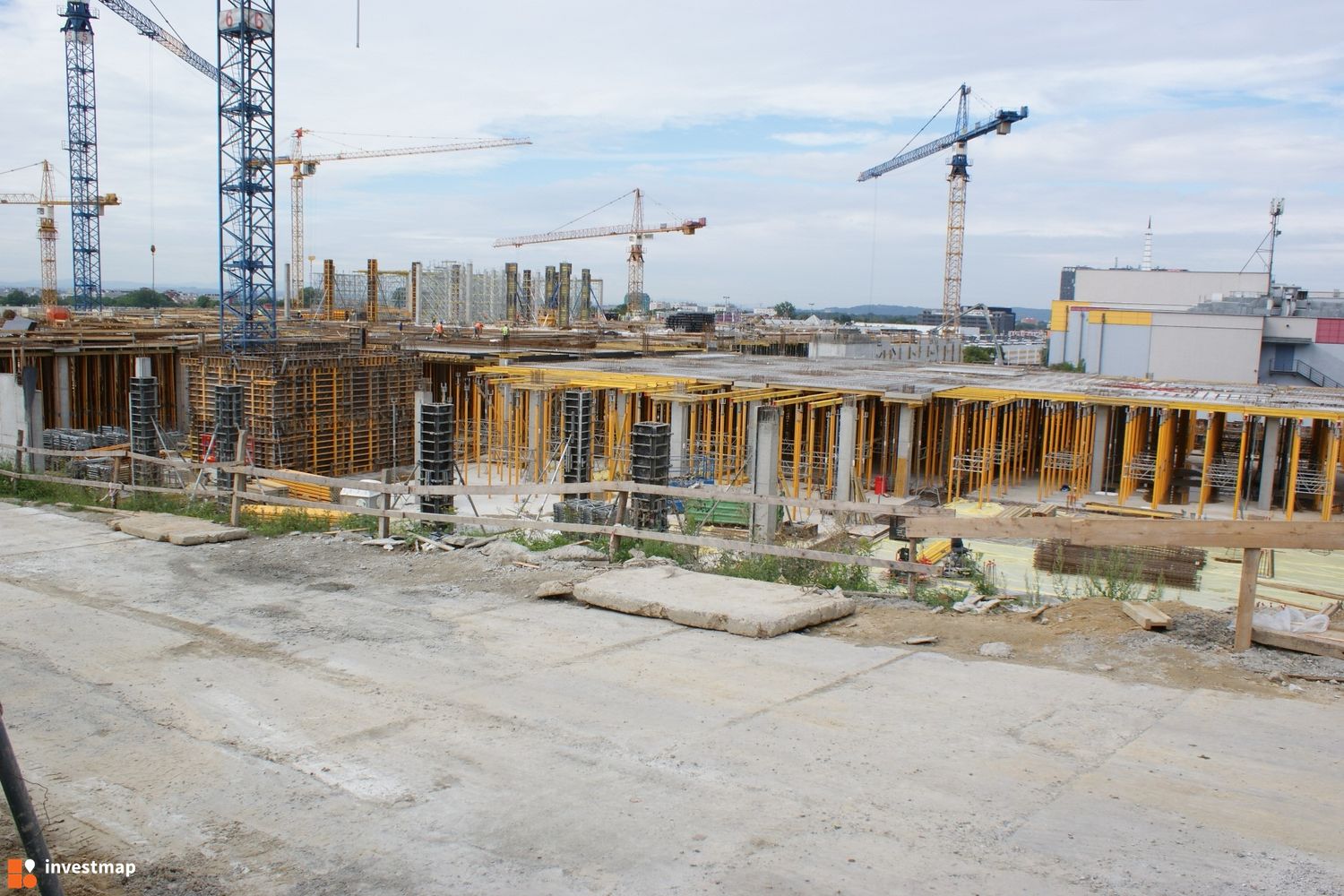 277263_1500x.jpg