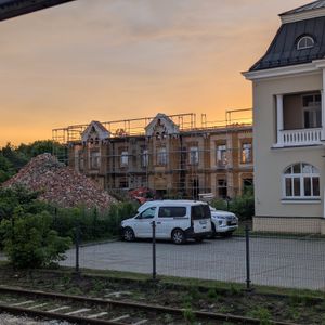 Stacja Niepodległości 82 679840