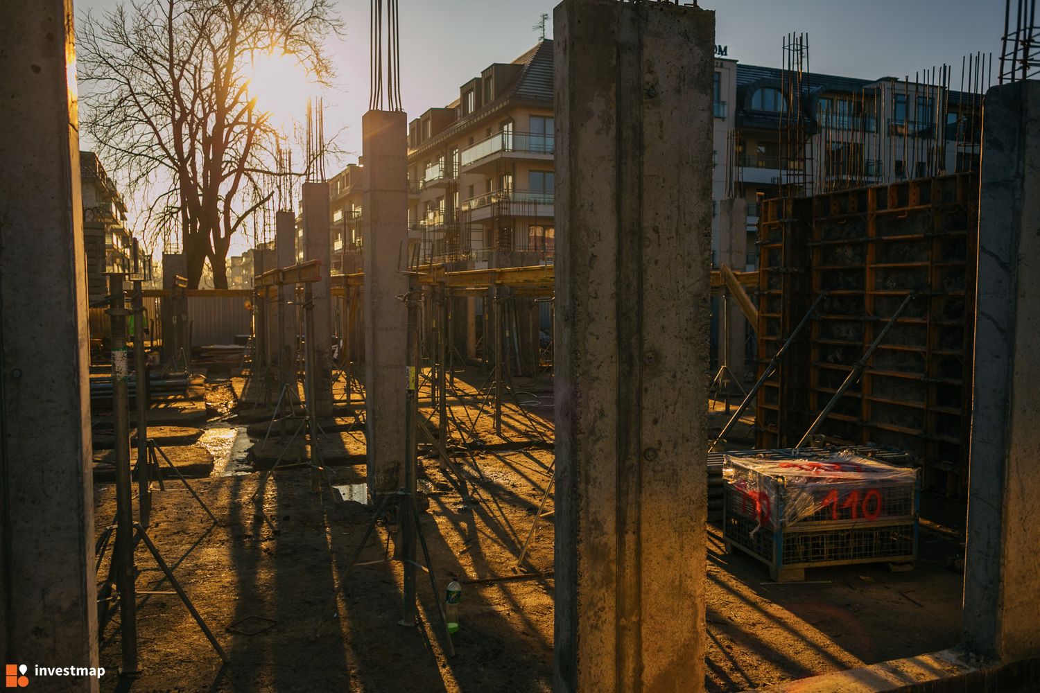 304657_1500x.jpg