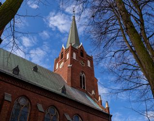 Remont wieży i elewacji frontowej Bazyliki Mniejszej pw. Matki Bożej Wspomożenia Wiernych w Twardogórze 468911