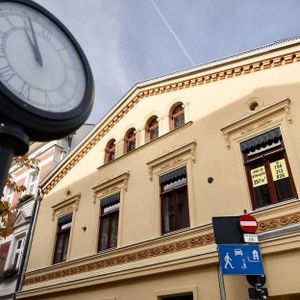 Piotrkowska 63 686256