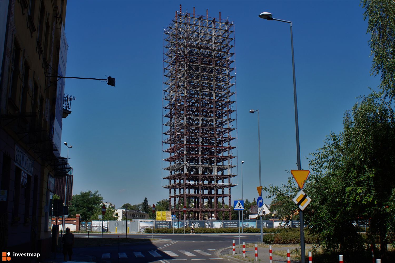 347410_1500x.jpg