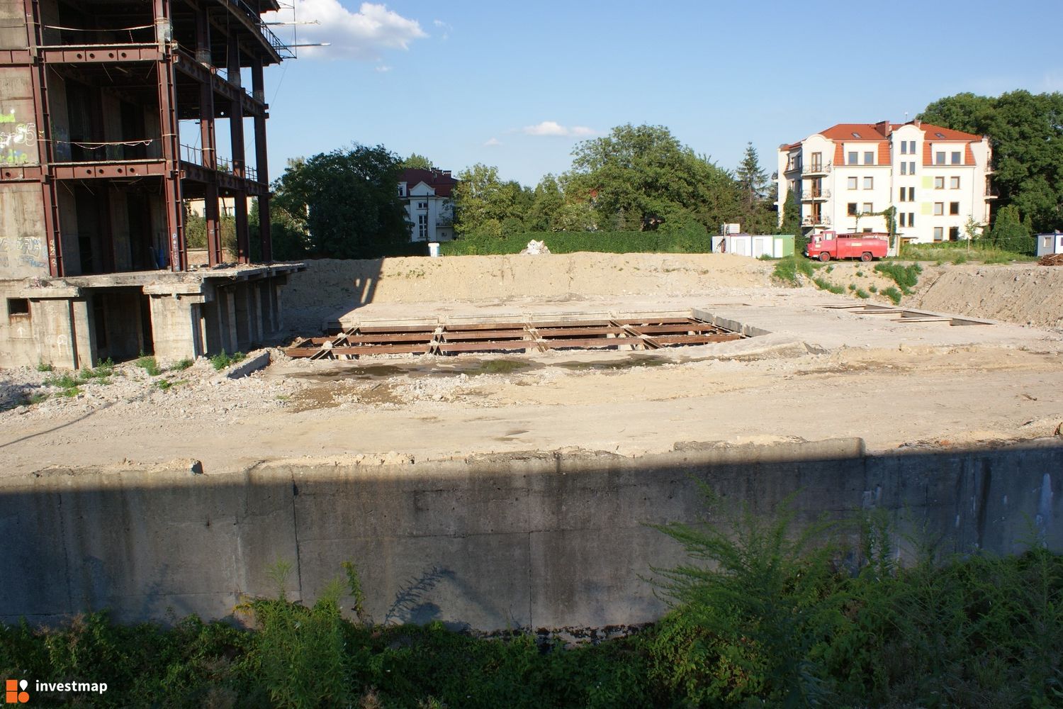 274526_1500x.jpg