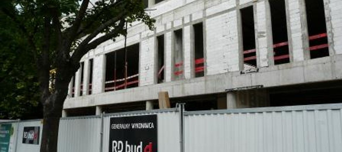 Uroczyste zawieszenie wiechy w