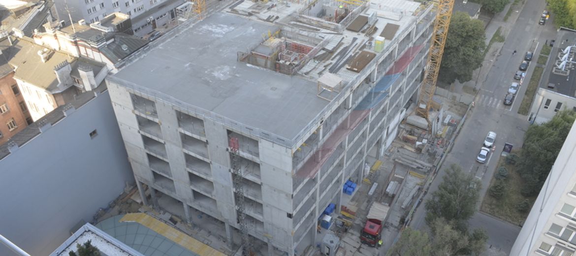 Atrium 2 na półmetku