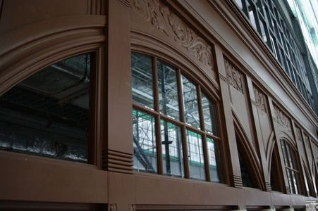 [Wrocław] Secesyjne witryny wróciły do holu kasowego Dworca Głównego