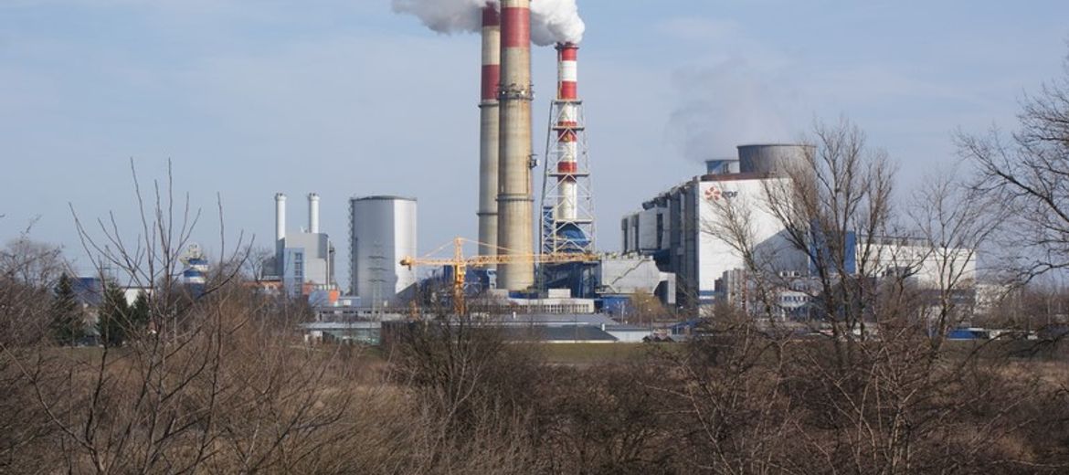 Elektrociepłownia burzy 220 metrowy