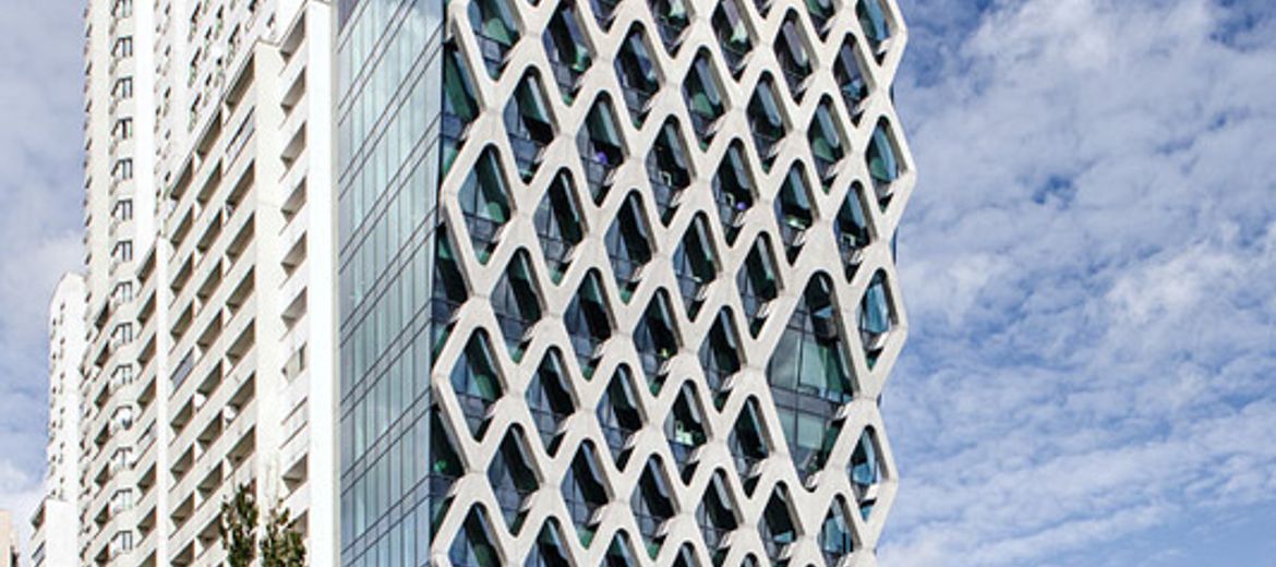 Biurowiec Prosta Tower ma
