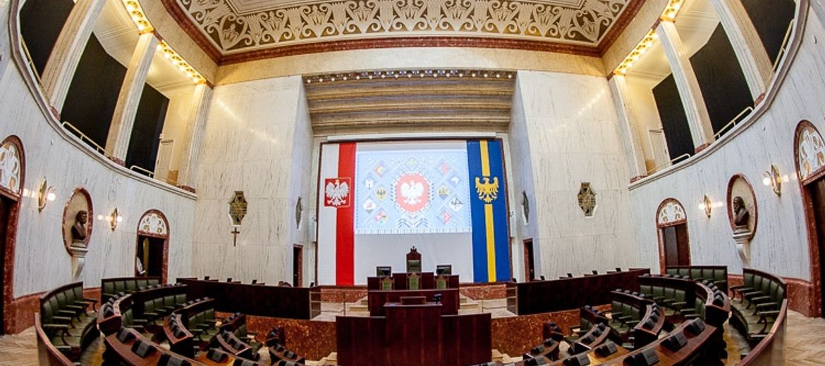 Sala Sejmu Śląskiego jak