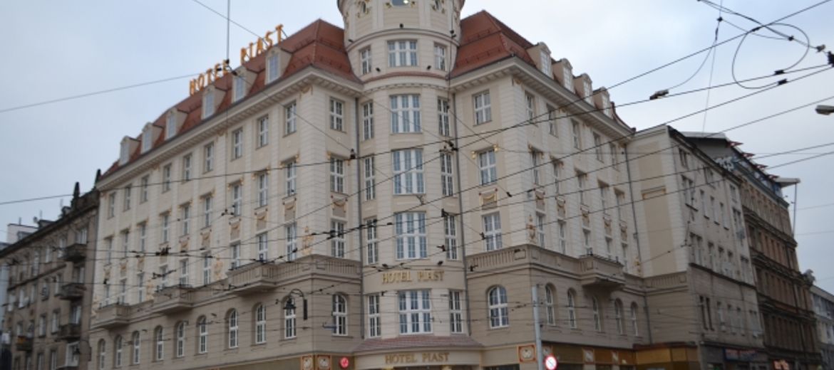 Dyplom dla hotelu Piast