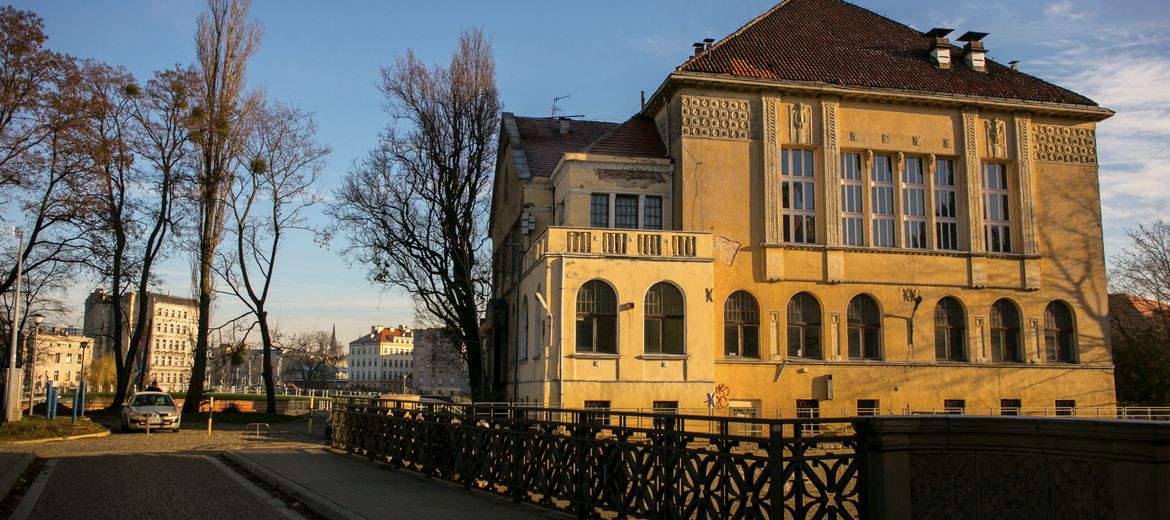 Wyspa Tamka w całości