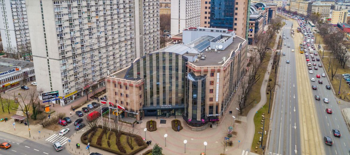 Warszawa: Biurowiec Atrium na