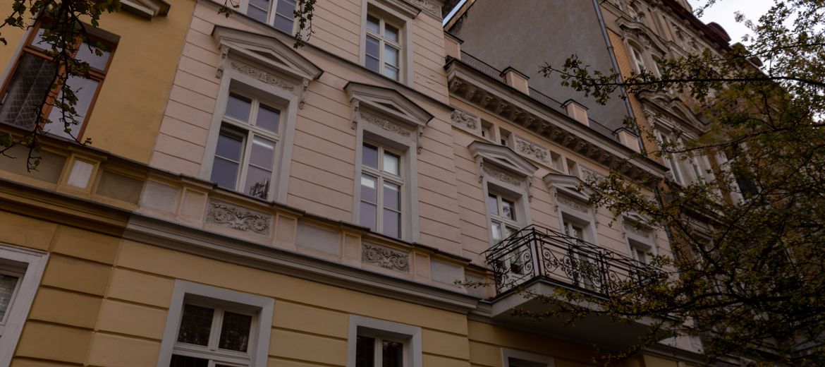 Wrocław: Zarząd województwa sprzedaje