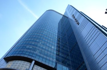 Volkswagen Bank Zostaje W Budynku Rondo 1 Warszawa Investmap Pl