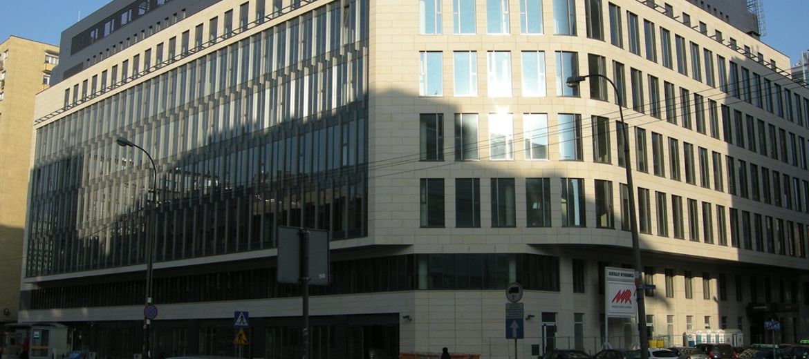 C&W zarządza biurowcem Feniks