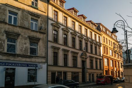 [Wrocław] Zabytkowa kamienica przy Włodkowica sprzedana za prawie 5 mln złotych