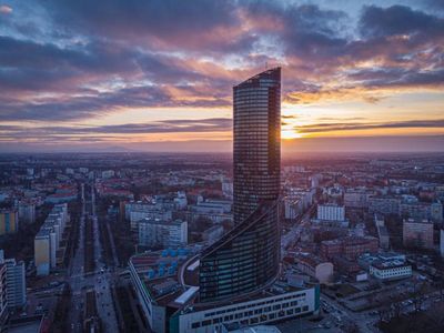 W Sky Tower zostanie otwarte największe centrum simracingowo-szkoleniowe w Polsce