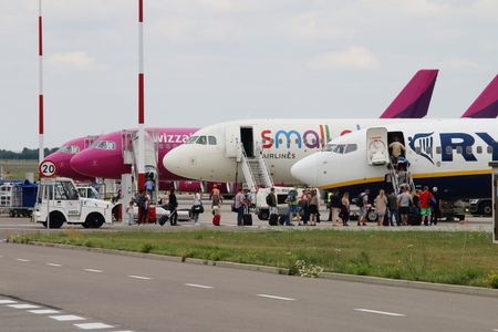 [Lublin] 1,5 miliona pasażerów odprawionych w Porcie Lotniczym Lublin