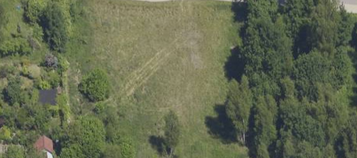 Widok z lotu ptaka na działkę przy ulicy Maślickiej (foto: ukosne.gis.um.wroc.pl)