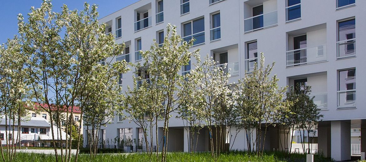 Apartamentowiec Bobrowiecka 10 gotowy