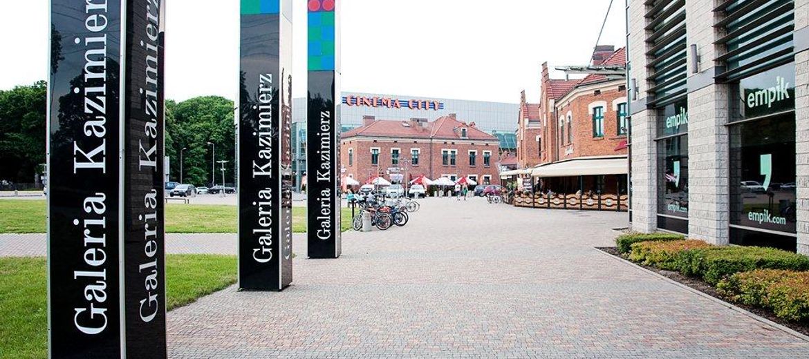 Jedna trzecia działających centrów