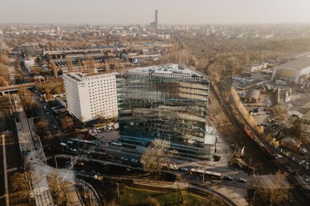 Wrocław: Nowy, duży najemca w Carbon Tower [ZDJĘCIA]