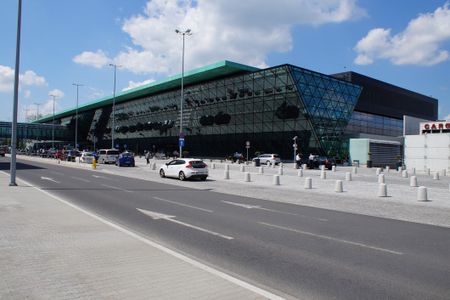 [Kraków] Miliard złotych na wielką rozbudowę lotniska w Balicach