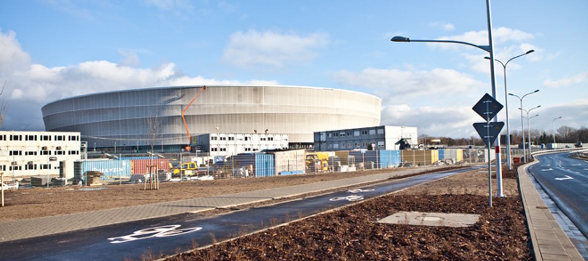 Membrana wrocławskiego stadionu idzie