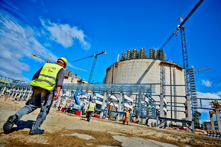 [Świnoujście] Terminal LNG: Podpisano aneks gwarantujący "zakończenie inwestycji w bezpiecznym terminie"
