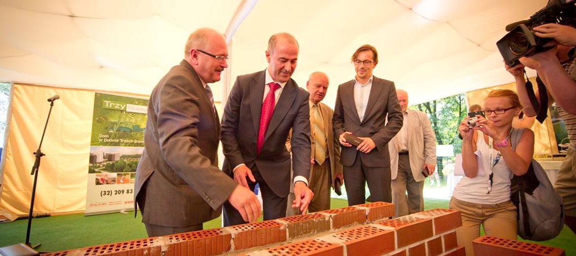 Wmurowano kamień węgielny pod