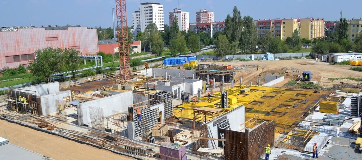 Kapryśne lato nie spowalnia