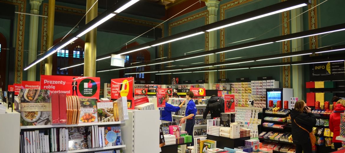 Salon Empik debiutuje na