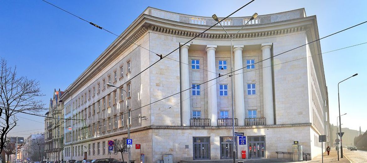 Poznań: Orange sprzedaje zabytkowy