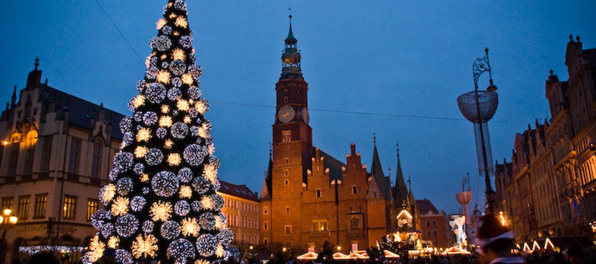 Miasto oszczędzi na świątecznej