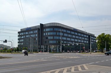nokia chce zatrudnic kolejnych kilkuset nowych pracownikow wroclaw investmap pl
