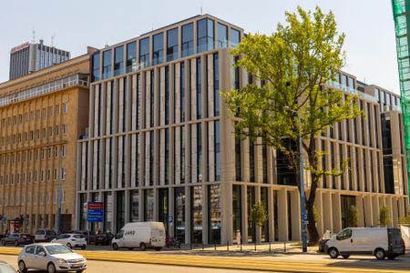 [Warszawa] Start-upy wynajęły dwa piętra w biurowcu Nowogrodzka Square w Warszawie