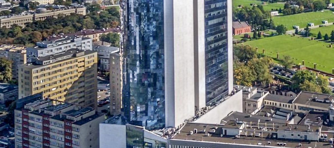 Globalna firma IT pozostaje