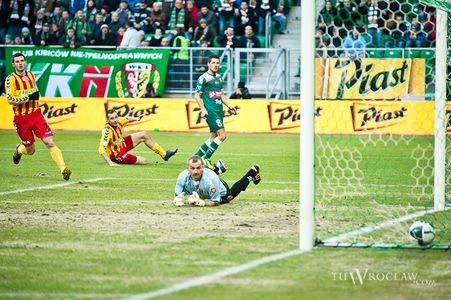 [Wrocław] Przed Euro na Stadionie Miejskim wymienią murawę. Już po raz trzeci