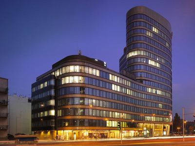 [Warszawa] Firma doradcza ma nowe biuro w Zebra Tower w Warszawie