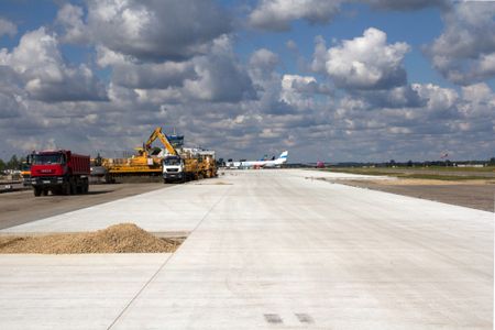 [Katowice] Rozbudowa płyty postojowej oraz modernizacja dróg kołowania w Katowice Airport &#8211; ostatnie trzy miesiące prac